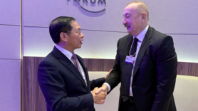 Phó thủ tướng Bùi Thanh Sơn tham dự Lễ ký Hiến chương Hội đồng Hòa bình về chấm dứt xung đột tại Dải Gaza