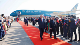 Tổng Bí thư Tô Lâm đến thủ đô Vientiane, bắt đầu thăm cấp Nhà nước tại Lào