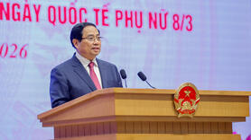 Phụ nữ Việt Nam: Những người 'chiến sĩ' trên mặt trận xây dựng và phát triển đất nước