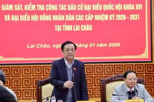 Phó Chủ tịch Quốc hội Lê Minh Hoan giám sát công tác bầu cử tại Lai Châu