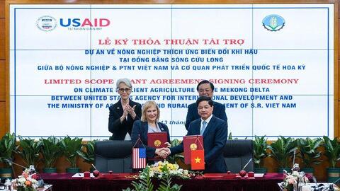 USAID và Bộ NN&PTNT: Khởi động dự án mới về chống buôn bán động vật hoang dã trái phép và ký thỏa thuận hợp tác về ứng phó biến đổi khí hậu tại ĐBSCL