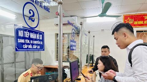 Một người được sở hữu nhiều biển số định danh