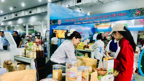 Nông sản vùng cao ‘chinh phục’ thị trường qua xúc tiến thương mại