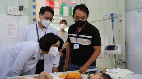 Không để lây nhiễm chéo, hạn chế tối đa tử vong do bệnh tay chân miệng