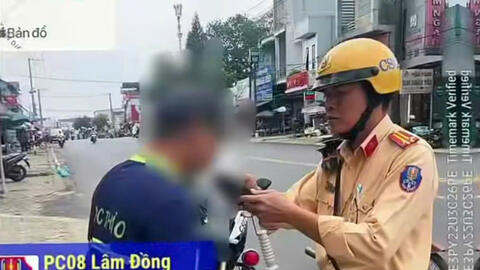 Cảnh sát giao thông xử lý hơn 1.600 lái xe vi phạm nồng độ cồn