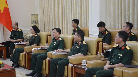 Thượng tướng Nguyễn Trường Thắng tiếp Chủ tịch Ủy ban Quốc phòng và Lực lượng vũ trang Pháp