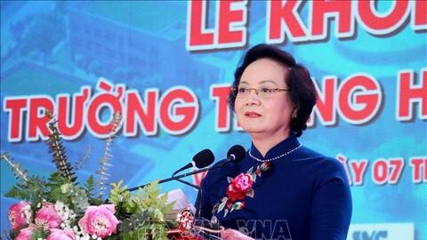 Phó thủ tướng Phạm Thị Thanh Trà dự lễ khởi công Dự án xây dựng Trường Trung học phổ thông Nam Đàn 1