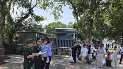 Trao trả công dân xuất, nhập cảnh trái phép