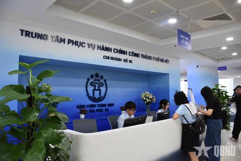 Ngày đầu vận hành chính quyền địa phương hai cấp ở Hà Nội: Bảo đảm thuận tiện cho người dân, doanh nghiệp