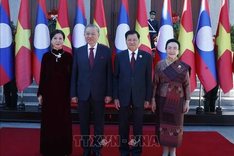 Lễ đón trọng thể Tổng Bí thư Tô Lâm và phu nhân tại Thủ đô Viêng Chăn (Lào)