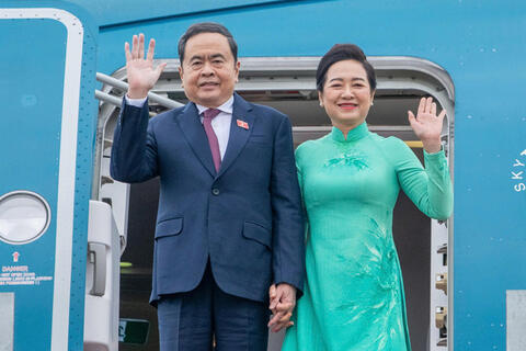 Chủ tịch Quốc hội Trần Thanh Mẫn rời Hàn Quốc, lên đường thăm chính thức Mông Cổ