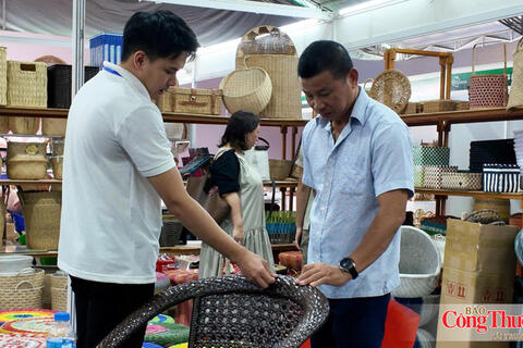 Hanoi Giftshow 2026: Kết nối tiêu thụ cho sản phẩm làng nghề
