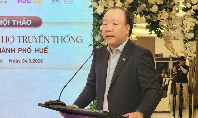 Cục trưởng Cục Quản lý và Phát triển thị trường trong nước Trần Hữu Linh phát biểu tại hội thảo. Ảnh: Nguyễn Tuấn