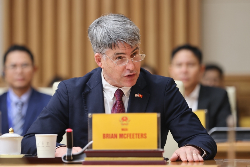 Quyền Chủ tịch Hội đồng kinh doanh Hoa Kỳ - ASEAN (USABC) Brian McFeeters phát biểu tại cuộc làm việc - Ảnh: VGP/Nhật Bắc