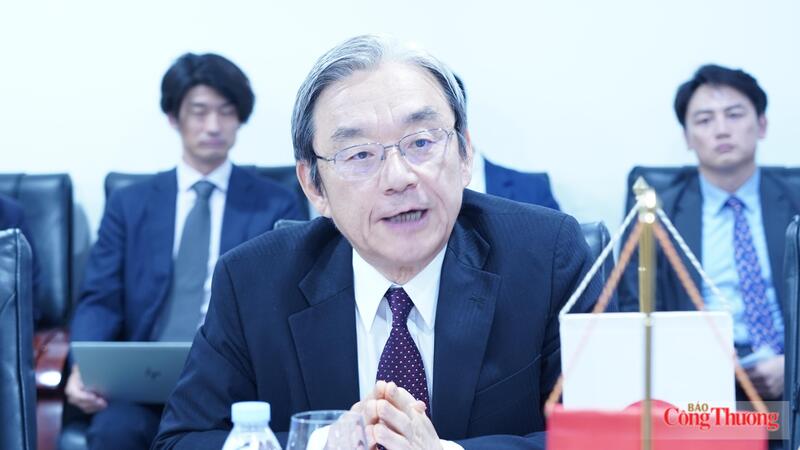 Ông Nakayama Hideaki - Tổng Giám đốc, Đơn vị Phát triển Kinh doanh 1, Phòng Châu Á & Châu Đại Dương, Khối Kinh doanh Toàn cầu, Kyuden International Corporation