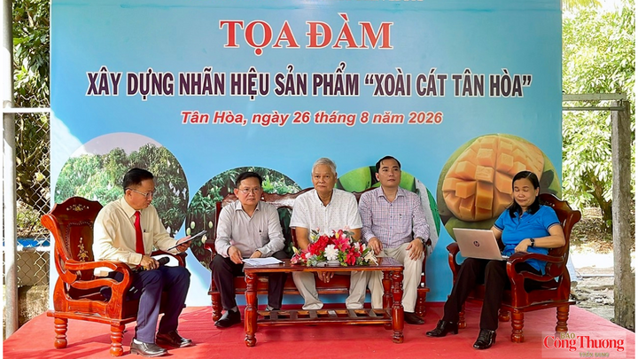 Thành phần đại diện tại phiên toạ đàm.