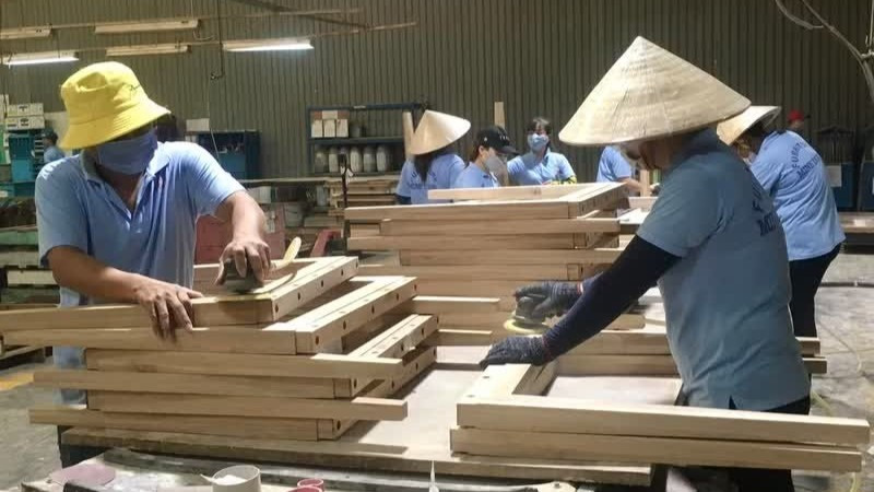 Gỗ, cà-phê, cao su có vị thế trên thị trường thế giới, nhưng doanh nghiệp Việt Nam vẫn chưa tham gia sâu vào các khâu tạo giá trị gia tăng cao. (Ảnh: nhandan.vn)