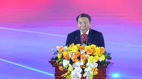 Thủ tướng Chính phủ: Triển lãm tôn vinh lịch sử, lan tỏa lòng yêu nước, niềm tự hào dân tộc, khát vọng vươn mình