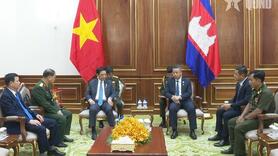 Đại tướng Phan Văn Giang gặp Phó thủ tướng, Bộ trưởng Bộ Quốc phòng Campuchia