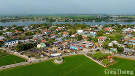 Thành phố Huế: Sôi động lễ hội vật làng Sình đầu xuân