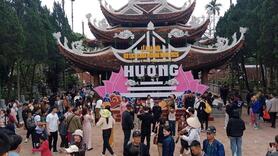 Ngăn chặn biến tướng mê tín dị đoan trong mùa lễ hội