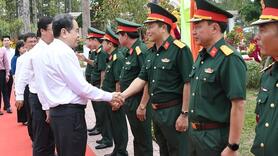Chủ tịch Quốc hội Trần Thanh Mẫn: Sư đoàn 9 vững tin viết tiếp những trang sử vàng