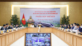 Thủ tướng yêu cầu tăng tốc các dự án đường sắt, thực hiện '5 hóa', '4 không'