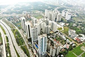 Giá nhà, đất đang ngược quy luật kinh tế