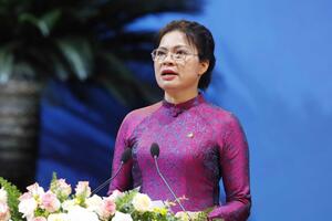 Bà Hà Thị Nga tái đắc cử Chủ tịch Hội LHPN Việt Nam