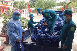 Xây dựng lực lượng dân quân tự vệ vững mạnh, rộng khắp
