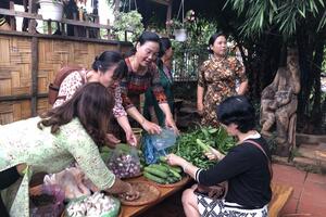 Ngành du lịch "hồi sinh" mạnh mẽ