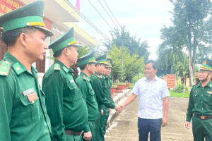 Bí thư Tỉnh ủy Hồ Văn Niên: Ia Chía tập trung phát triển kinh tế, nâng cao đời sống người dân