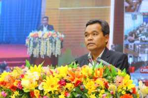 Bí thư Tỉnh ủy Hồ Văn Niên: Tập trung mọi nguồn lực để phát triển lâm nghiệp bền vững