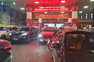 Hà Nội: Chấp thuận cho xe chở xăng dầu hoạt động 24/24h không quá 3 tháng