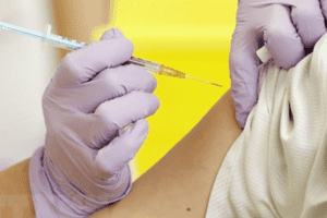 Vaccine Covid-19 công nghệ truyền thống giúp giảm thiểu ca bệnh nặng