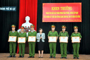 Đà Lạt: Khen thưởng các cá nhân có thành tích xuất sắc trong phòng chống tội phạm