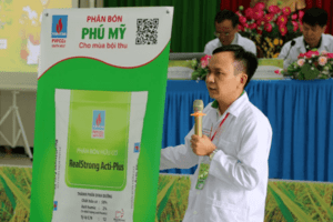 “Bác sĩ nông học” về huyện Hồng Ngự trao đổi, chia sẻ các biện pháp sản xuất nông nghiệp hiệu quả