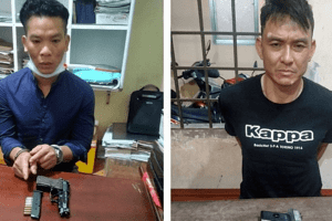 Kiên Giang: Bắt 2 đối tượng mang súng quân dụng đi đòi nợ