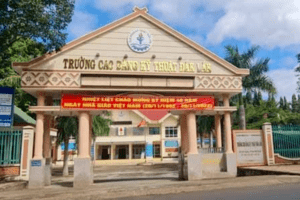 Kiểm tra, truy trách nhiệm vụ trường cao đẳng tuyển sinh 'chui' ở Đắk Lắk