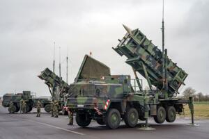 NATO nỗ lực lấp đầy kho dự trữ vũ khí