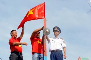 Đa dạng hình thức, biện pháp tuyên truyền cho ngư dân