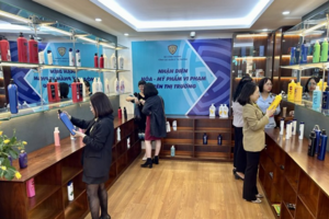 Khai trương Phòng trưng bày "Nhận diện hoá - mỹ phẩm vi phạm trên thị trường"