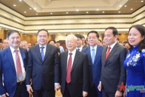 Tổng Bí thư Nguyễn Phú Trọng dự Lễ Kỷ niệm 60 năm Chủ tịch Hồ Chí Minh gặp mặt đội ngũ trí thức