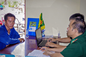 Bộ đội biên phòng tỉnh Sóc Trăng bắt giữ tàu vận chuyển 40.000 lít dầu DO không rõ nguồn gốc