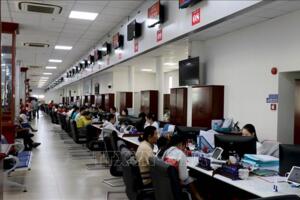 Xử lý nghiêm các công chức, viên chức yêu cầu người dân nộp, xuất trình sổ hộ khẩu