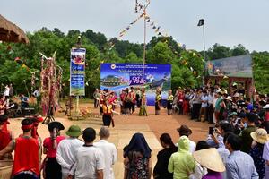 Nhiều lễ hội diễn ra trong “Ngày Văn hóa các dân tộc Việt Nam”