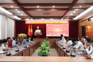 Đoàn nghiên cứu thực tế của Học viện Chính trị Quốc gia Hồ Chí Minh làm việc tại Đắk Lắk