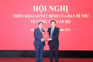 Đồng chí Phạm Minh Tuấn giữ chức vụ Phó tổng biên tập, phụ trách Tạp chí Cộng sản