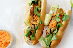 Bánh mì Việt Nam là một trong 24 món bánh kẹp ngon nhất thế giới