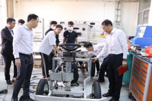 Bổ sung nhân lực chất lượng cao cho công nghiệp hỗ trợ